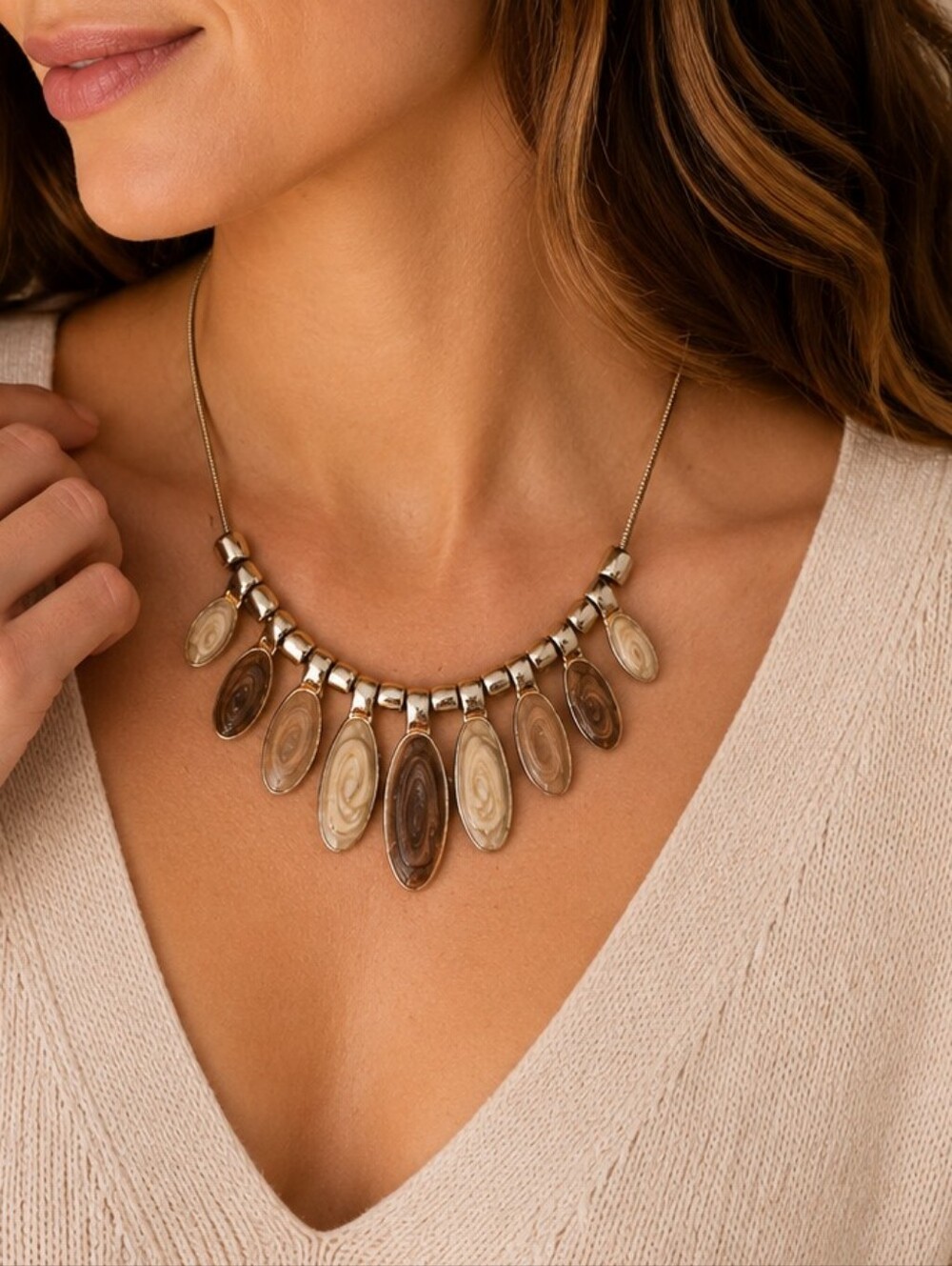 Worthington Brown Tan Resin Statement Bib Necklace Gold Tone Fringe
